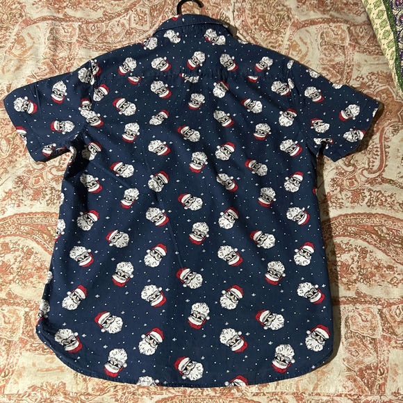 Denim & Flower Ricky Singh Happy Holidays Santa Button Down size M - Picture 2 of 4